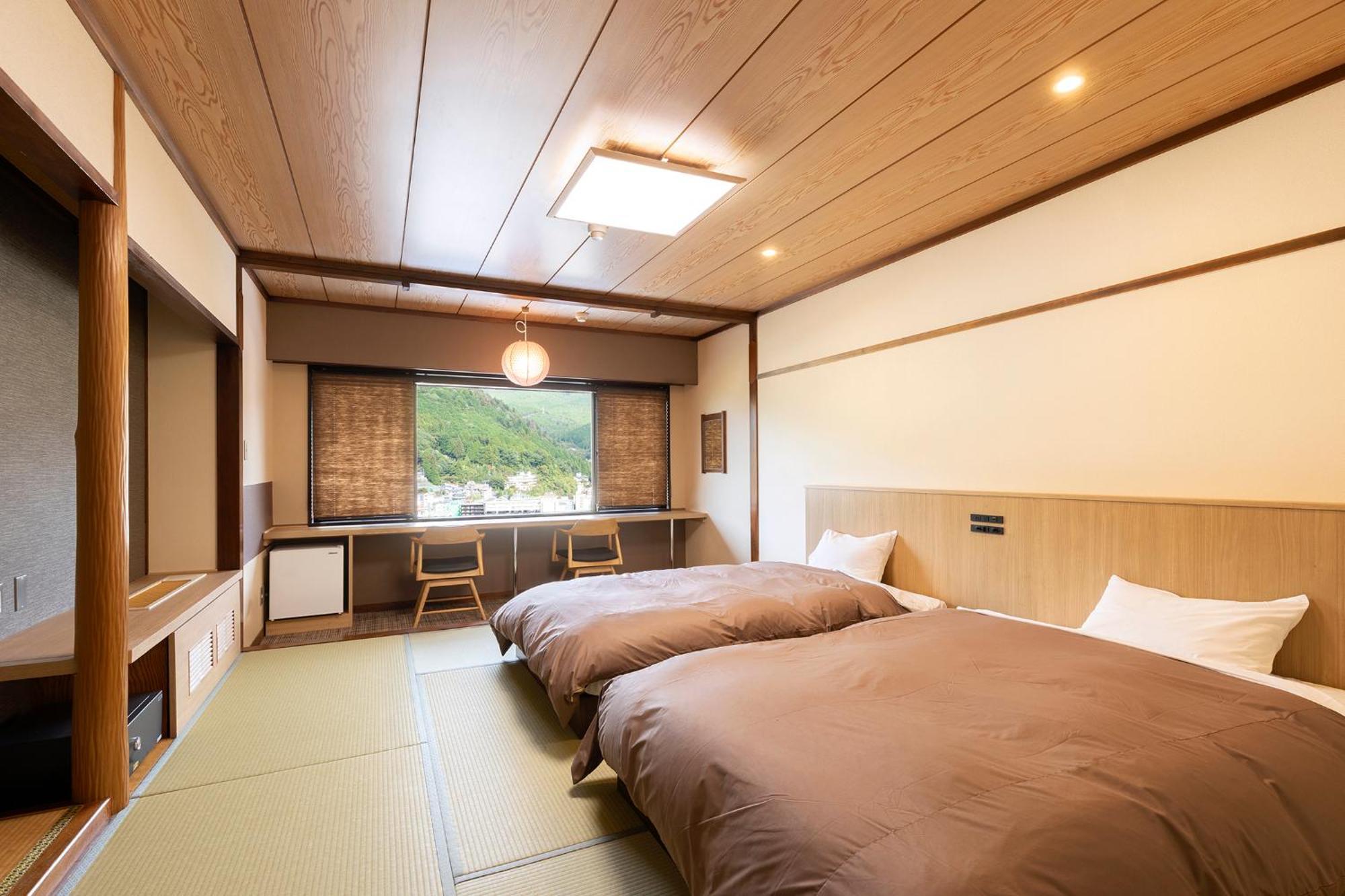 Ooedo Onsen Monogatari Premium Gero Honkan Exterior foto